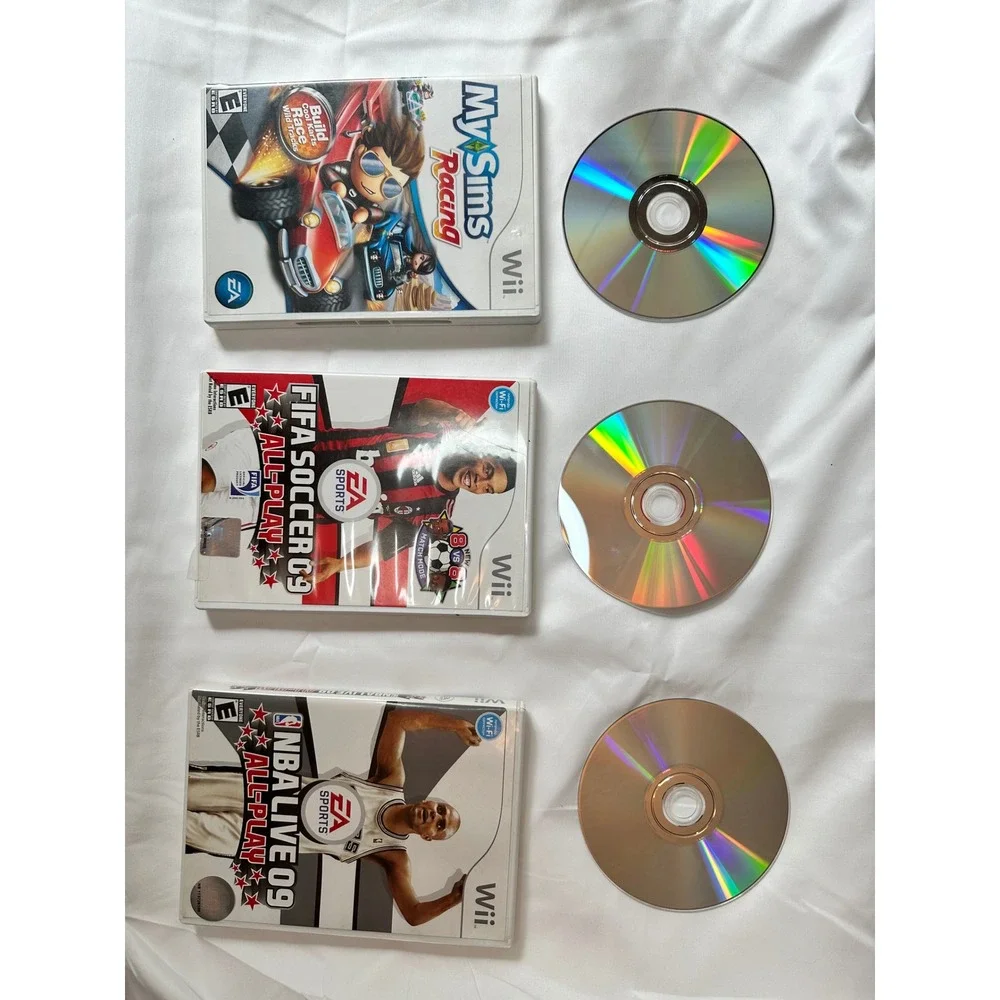 Nintendo Wii Video Game Lot of 7 Wii Play Just Dance Rock Band de Blob Y2K 2000s